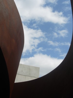 Serra Sculpture at Pulitzer